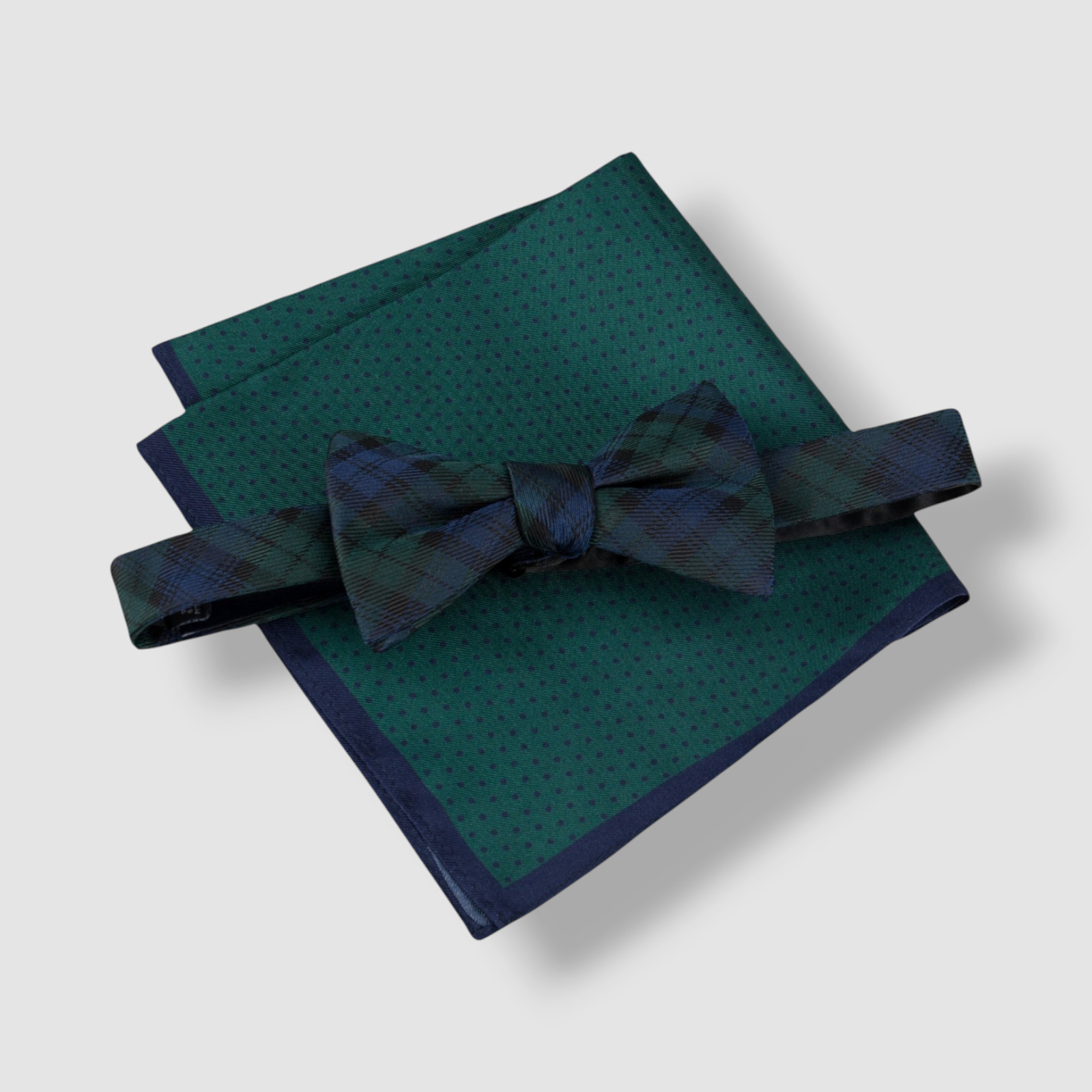 Tommy Hilfiger Mens Green Blue Plaid Bow Tie & Polka Dot Pocket Square 2pc Set