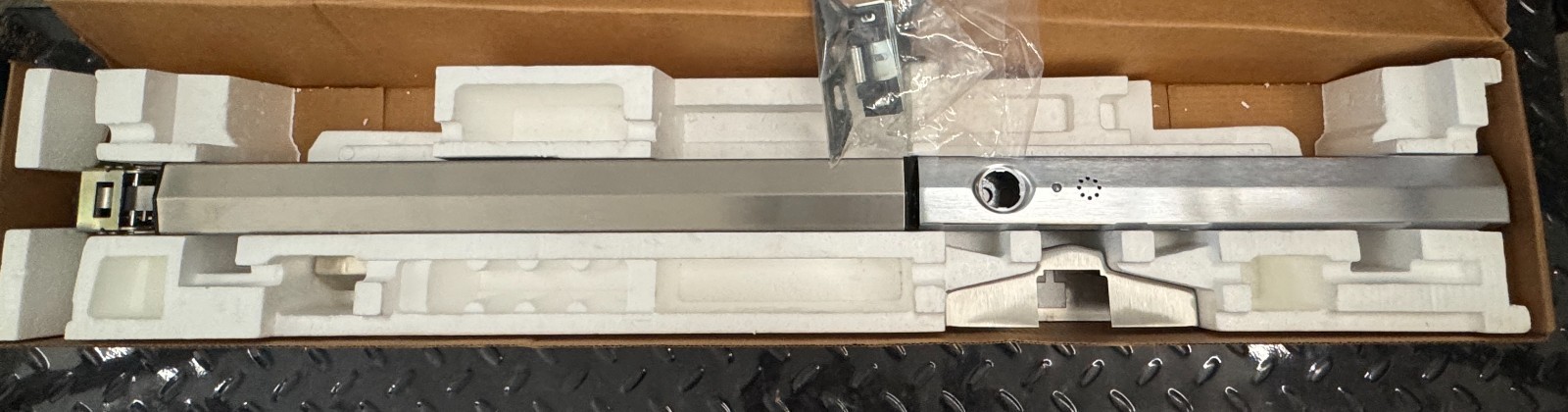 Yale Square Bolt Exit Device 7150WS 630 RHR 48"