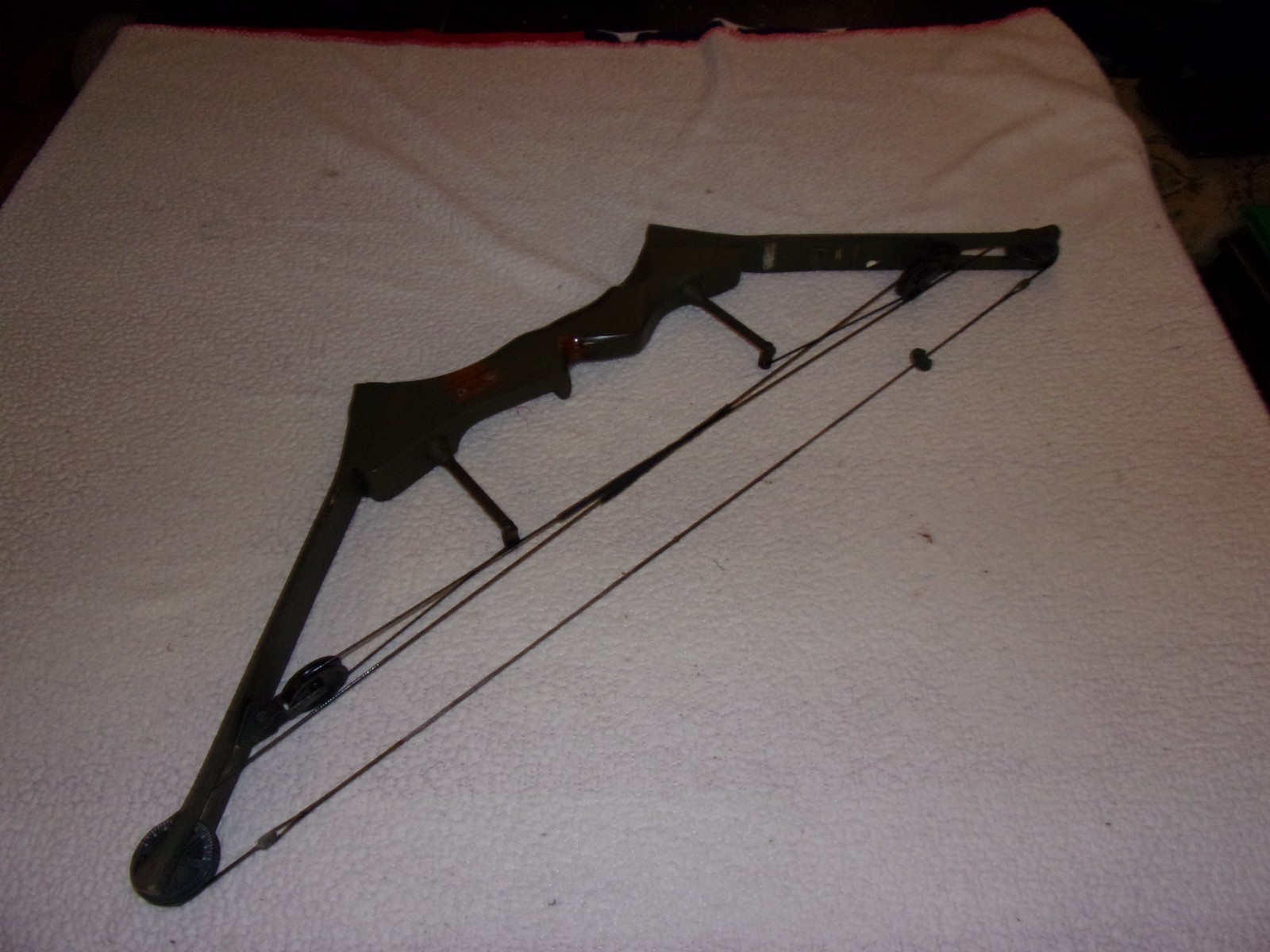 Vintage Browning Explorer I Compound Bow