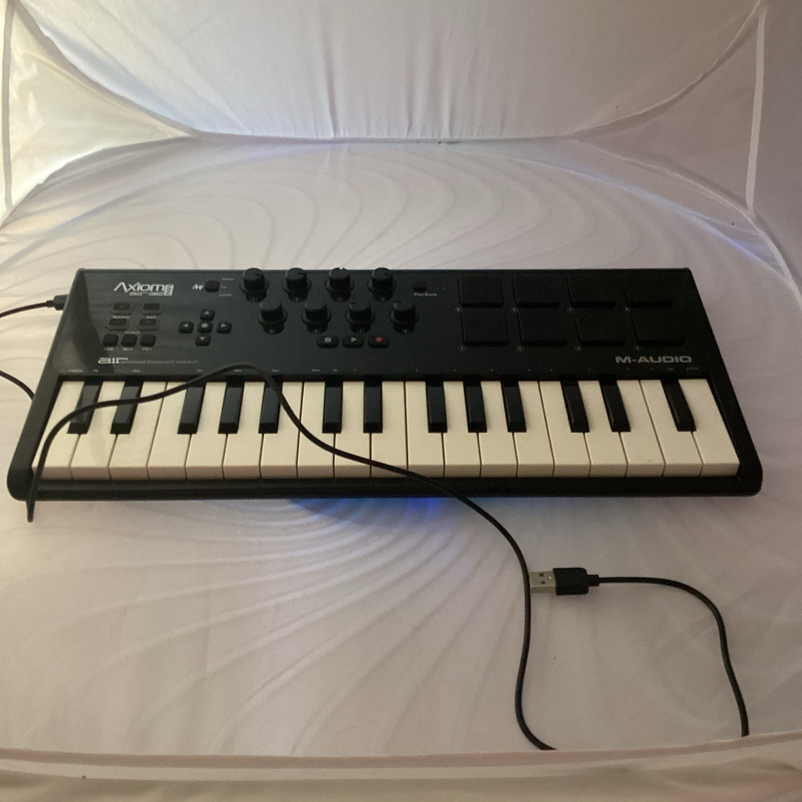 M-Audio Axiom AIR Mini 32-Key MIDI Keyboard Controller - READ (Repair/Parts)