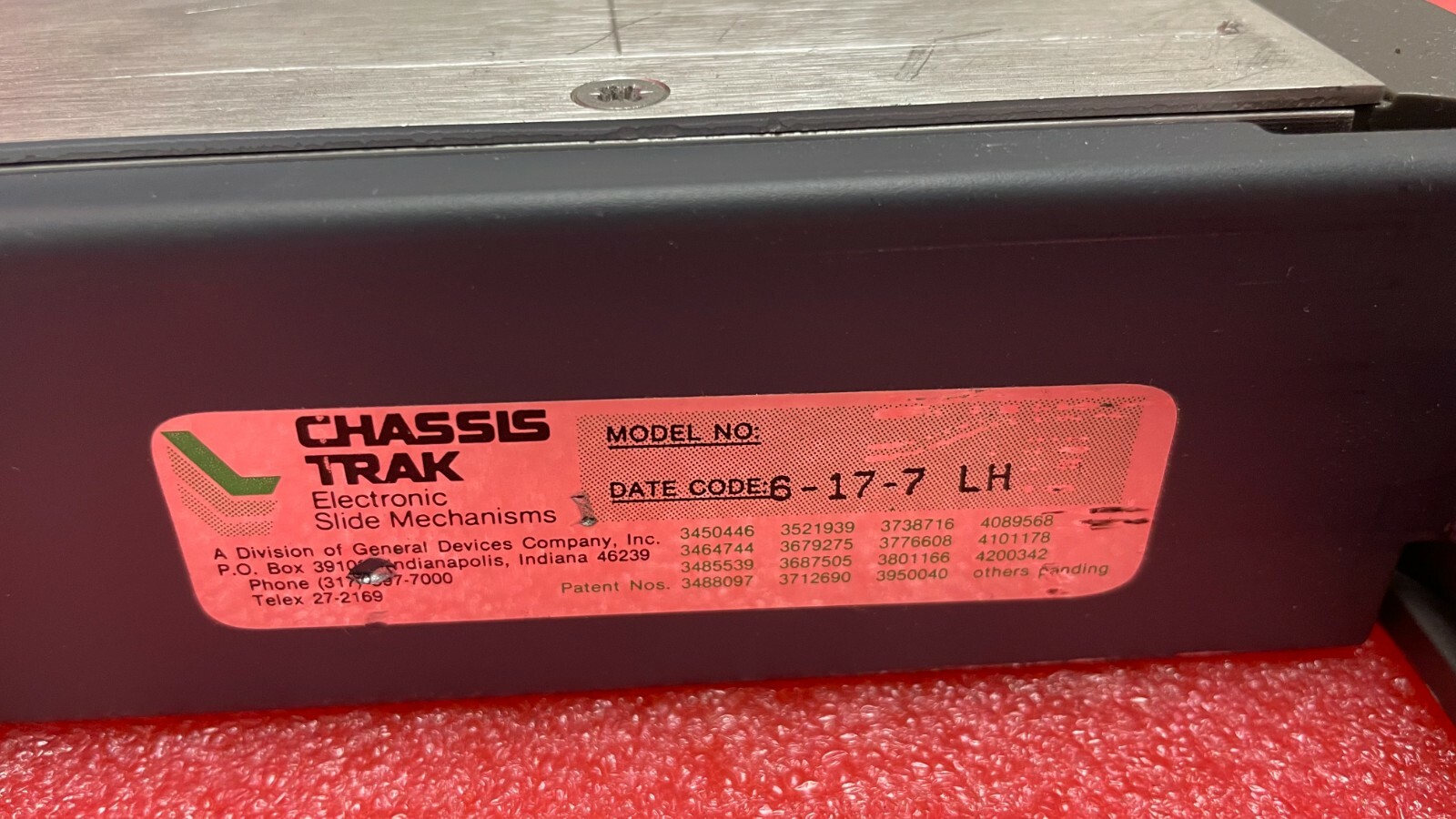 TEKTRONIX SPG-170A NTSC SYNC GENERATOR
