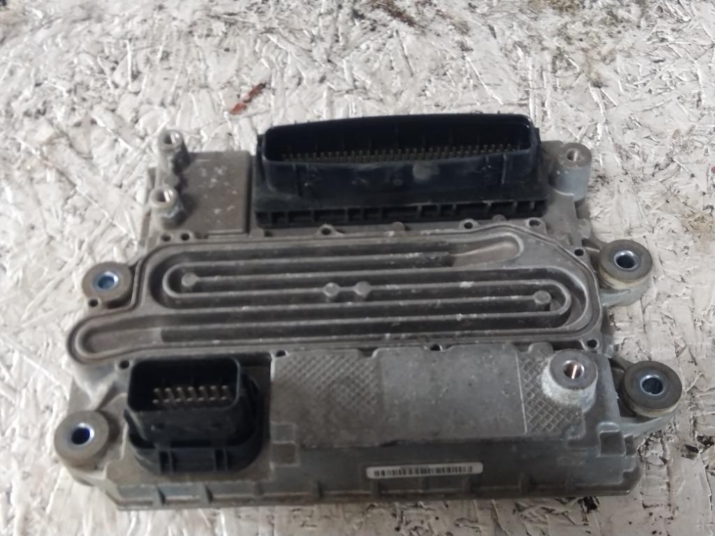 Replaces A0004464654/004 2016 DETROIT DD15/DD15TC AFTERTREATMENT CONTROL MODULE