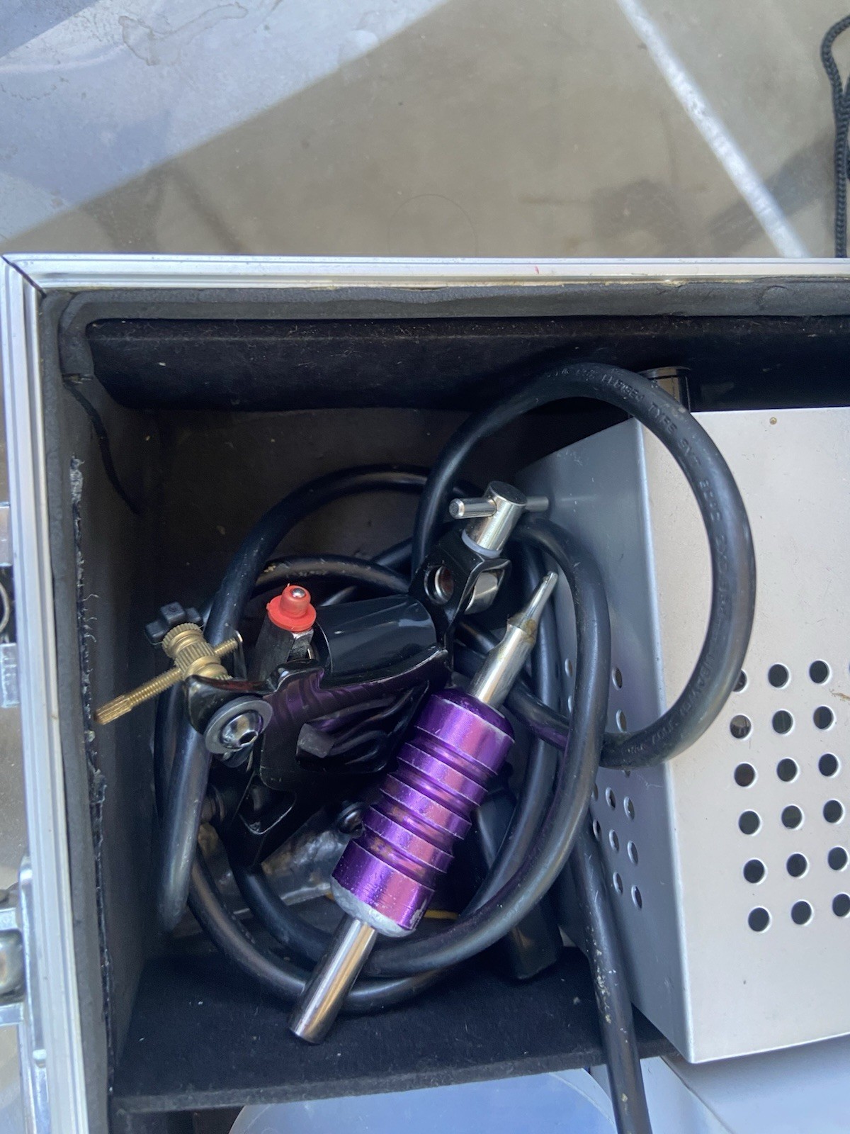 professional-grade tattoo machine With Extra’s
