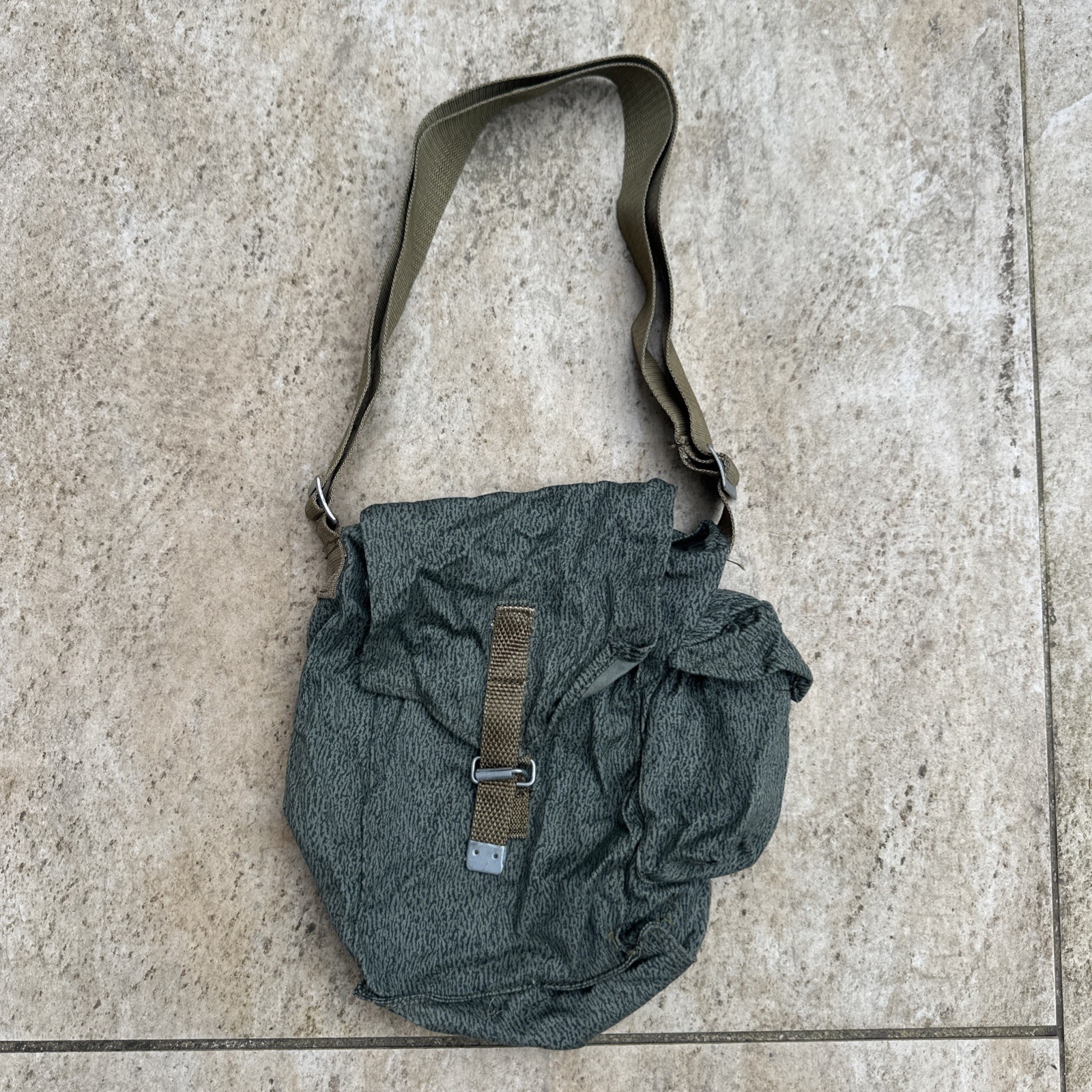X5 Joblot Olive/Grey Army Military Gas Mask Messenger Khaki Green Bag