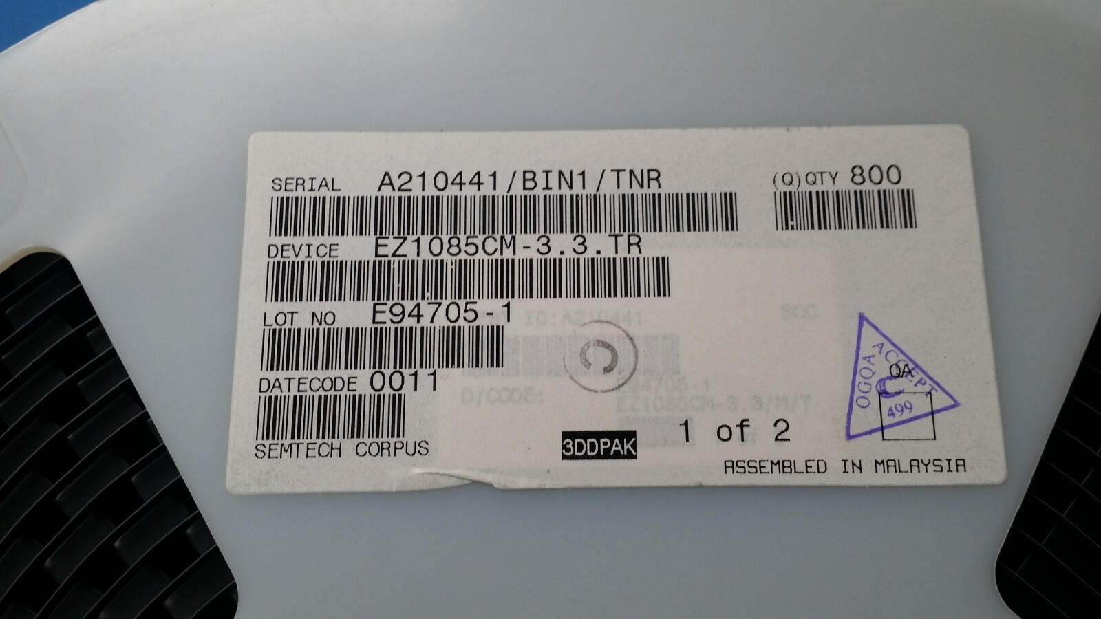 (2 PCS) EZ1085CM-3.3.TR SEMTECH IC REG LINEAR 3.3V 3A TO263