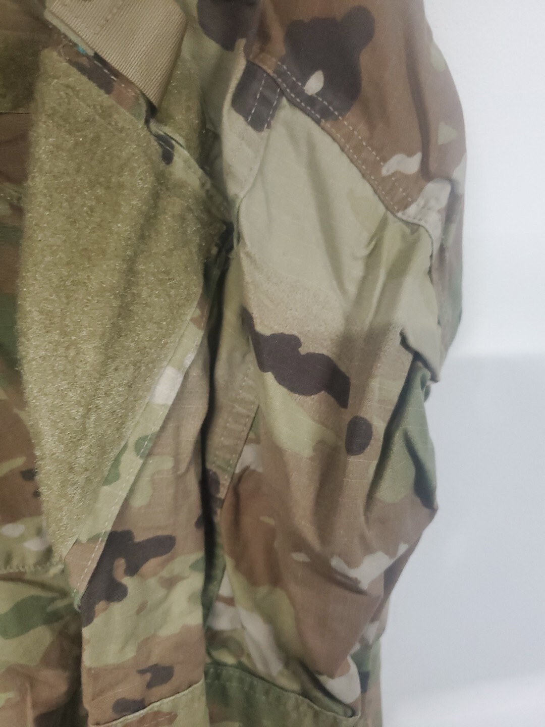USGI Scorpion W2 OCP Combat Uniform top jacket medium Regular 50/50 Excellent S