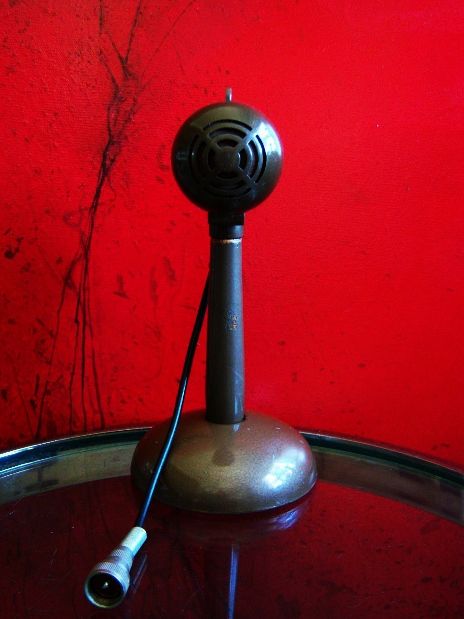 Vintage 1940's Turner BX crystal "bullet" harp microphone w S34A Shure stand