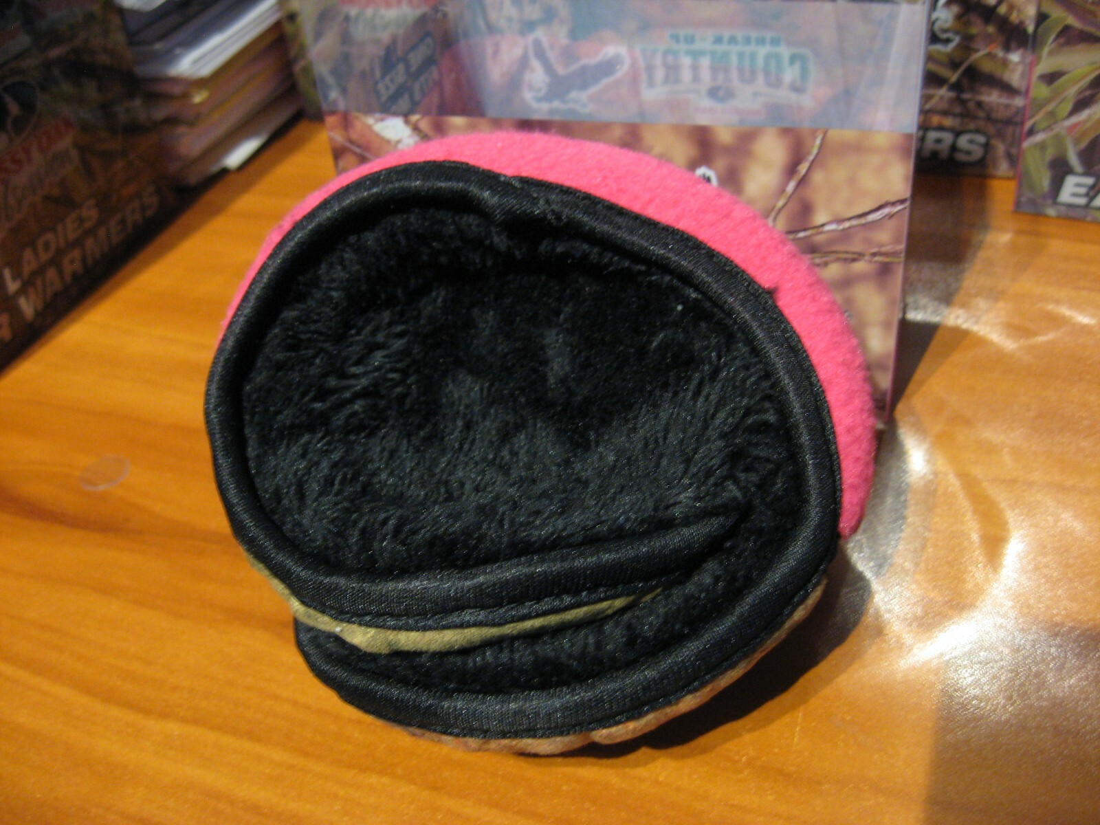 Ladies Mossy Oak Ear Warmer Muffs Break-Up Camo & Pink OSFM Women's Hunting Hat