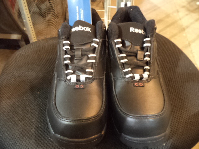 Reebok Women's Pitch Line Oxford