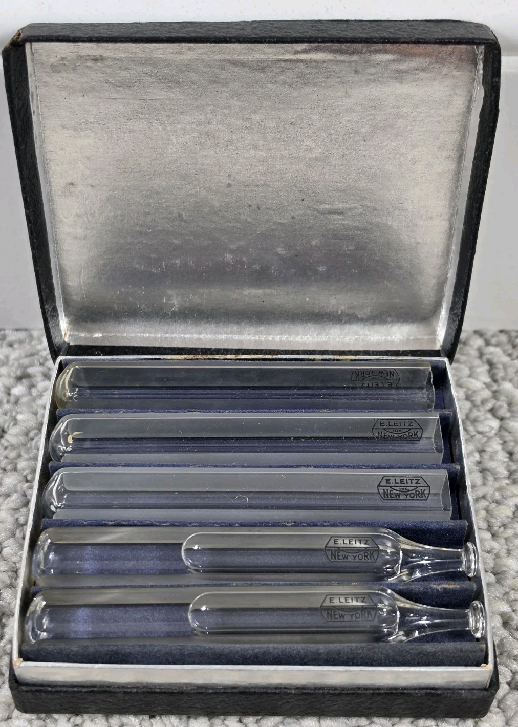 Vintage Leitz New York Photrometer Precision Cell Glass Tube Cuvettes in Box