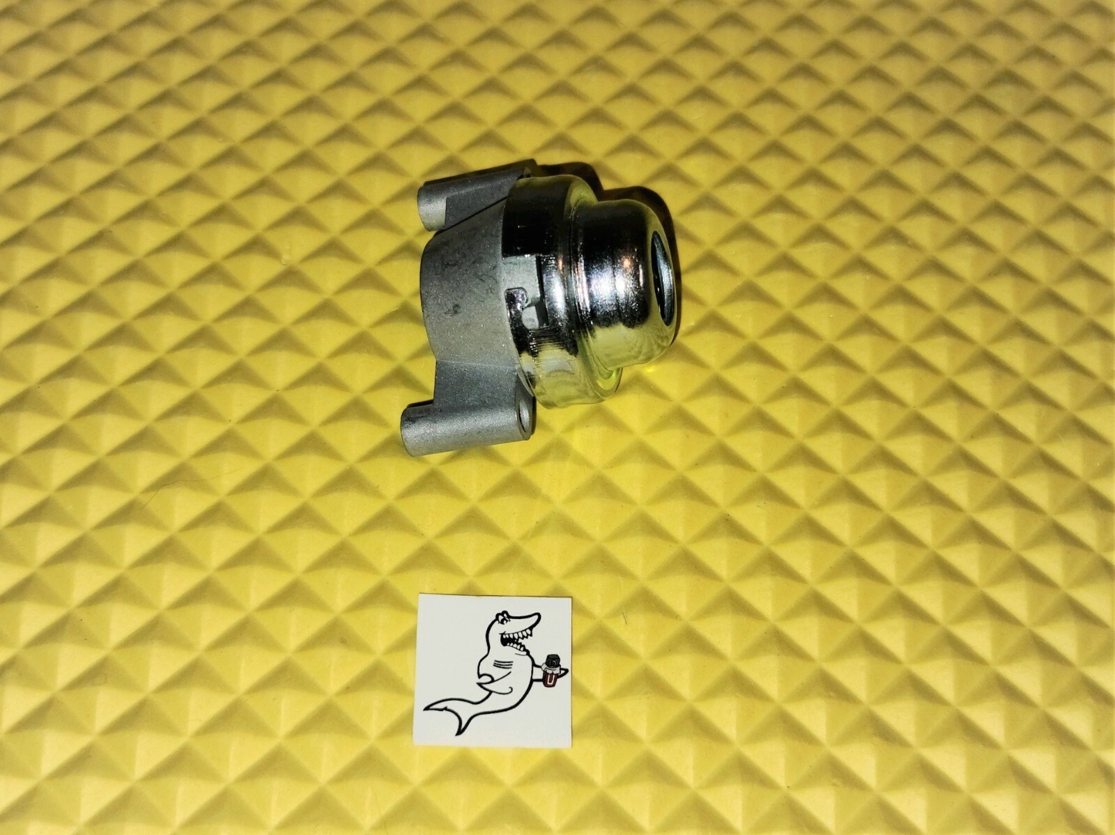 VENDO 511, 540, 576, 720, 721 SODA VENDING MACHINE T - HANDLE LOCK NUT ASSEMBLY