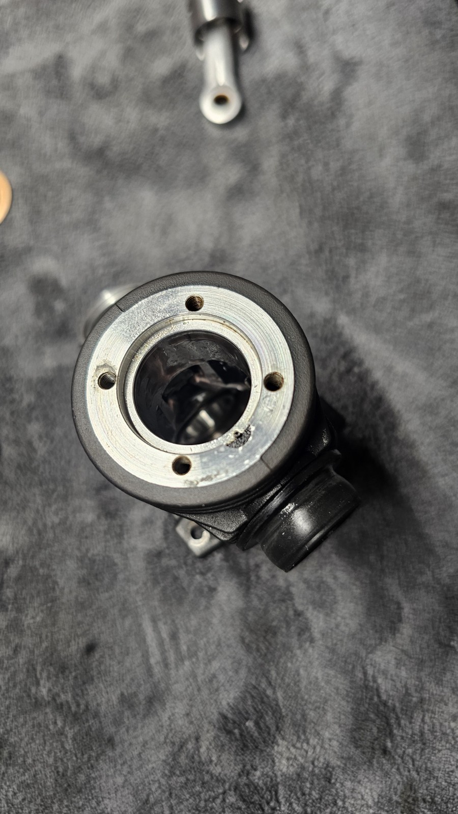 O.S. Engines R2104 Race Engine, Good Compression With Extra Glow Plugs