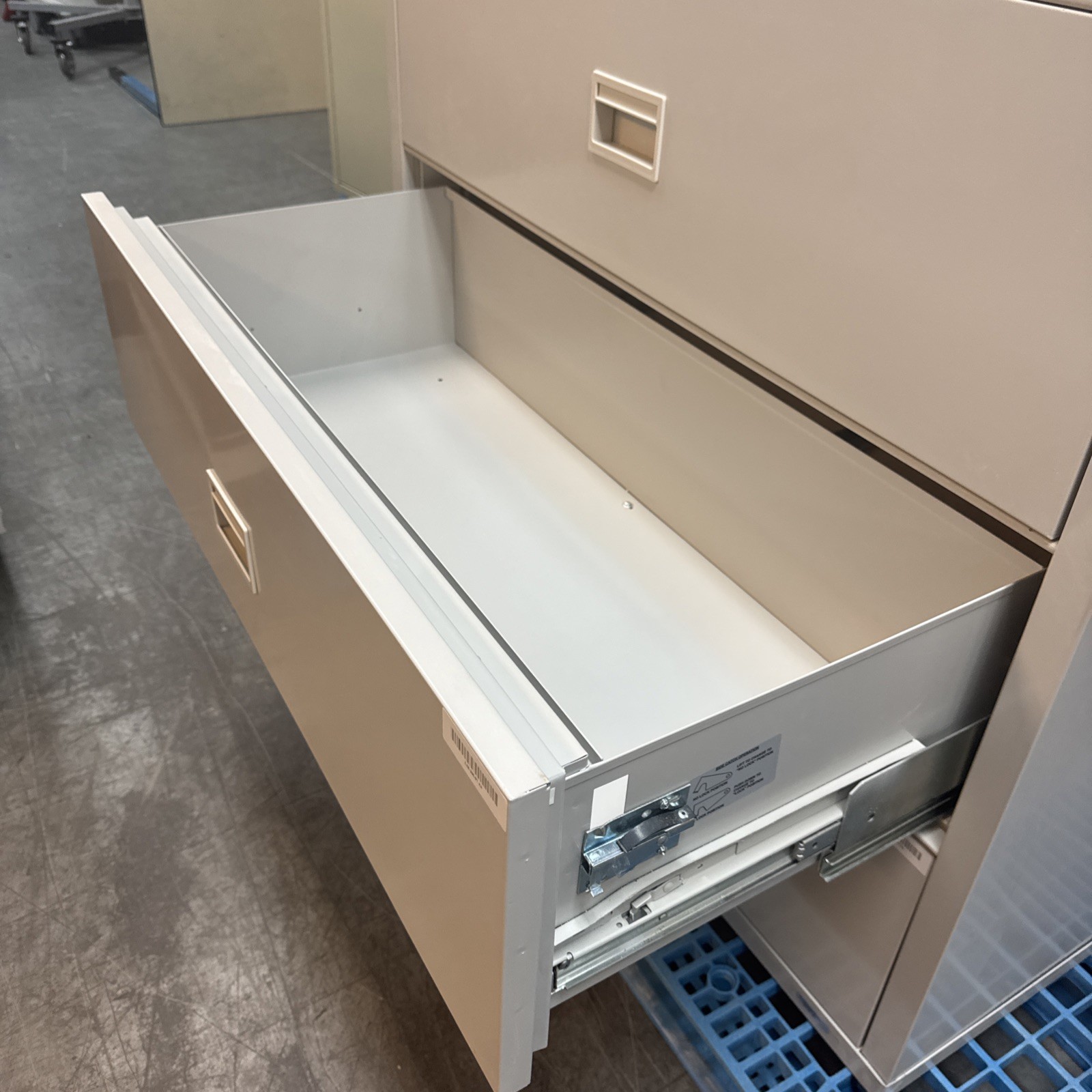 FIREKING TURTLE 4 DRAWER FIRE RESISTANT CABINET, GREAT CONDITION!! W/KEY