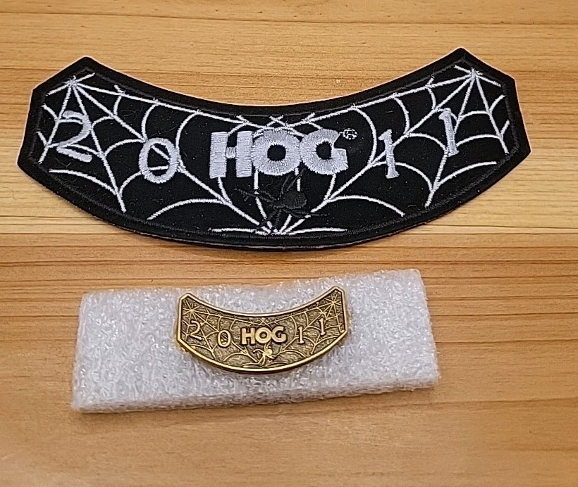 Harley-Davidson Owners Group HOG 2011 Rocker Patch and Pin Set - NEW