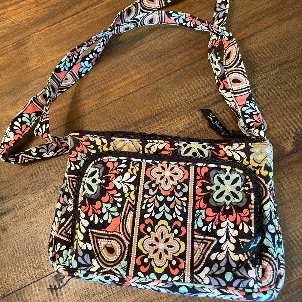 Vera Bradley small Crossbody