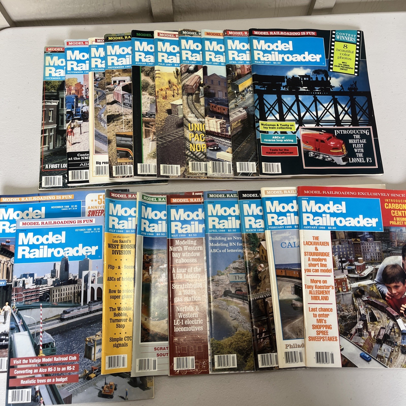 Model Railroader Magazine 1987 & 1988 19 Issues Hobby Train Locomotive Assorted