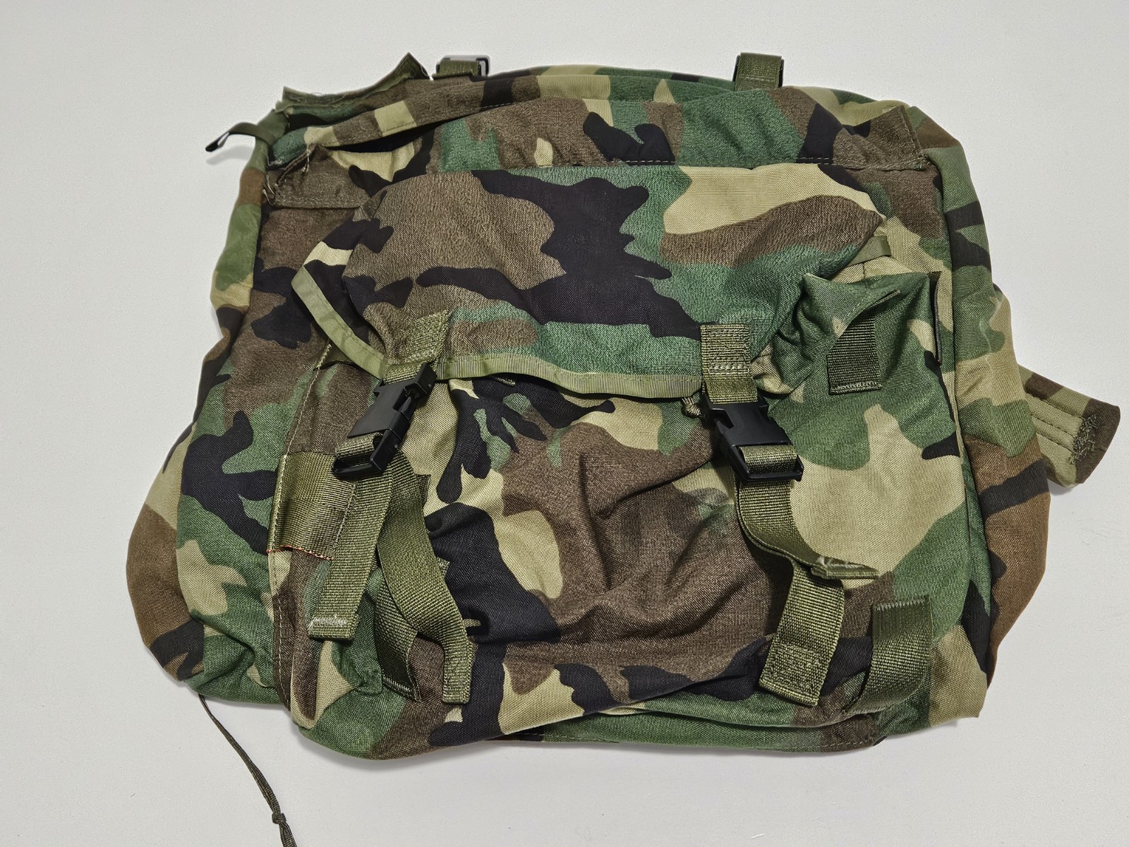 USGI Woodland Military Combat Patrol Pack Assault 3 Day Hunting Hiking