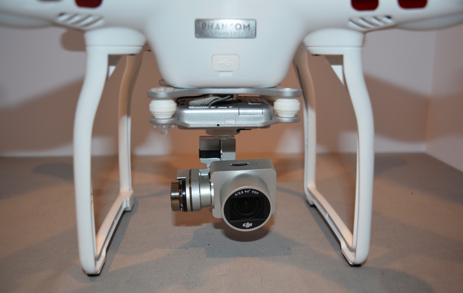 DJI Phantom 3 Quadcopter Drone w/ Camera, Remote, Batteries, Charger, Case