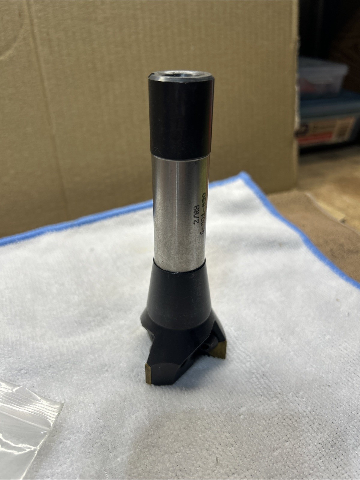 USED POLAND END BIT 2/R8 6-901-530
