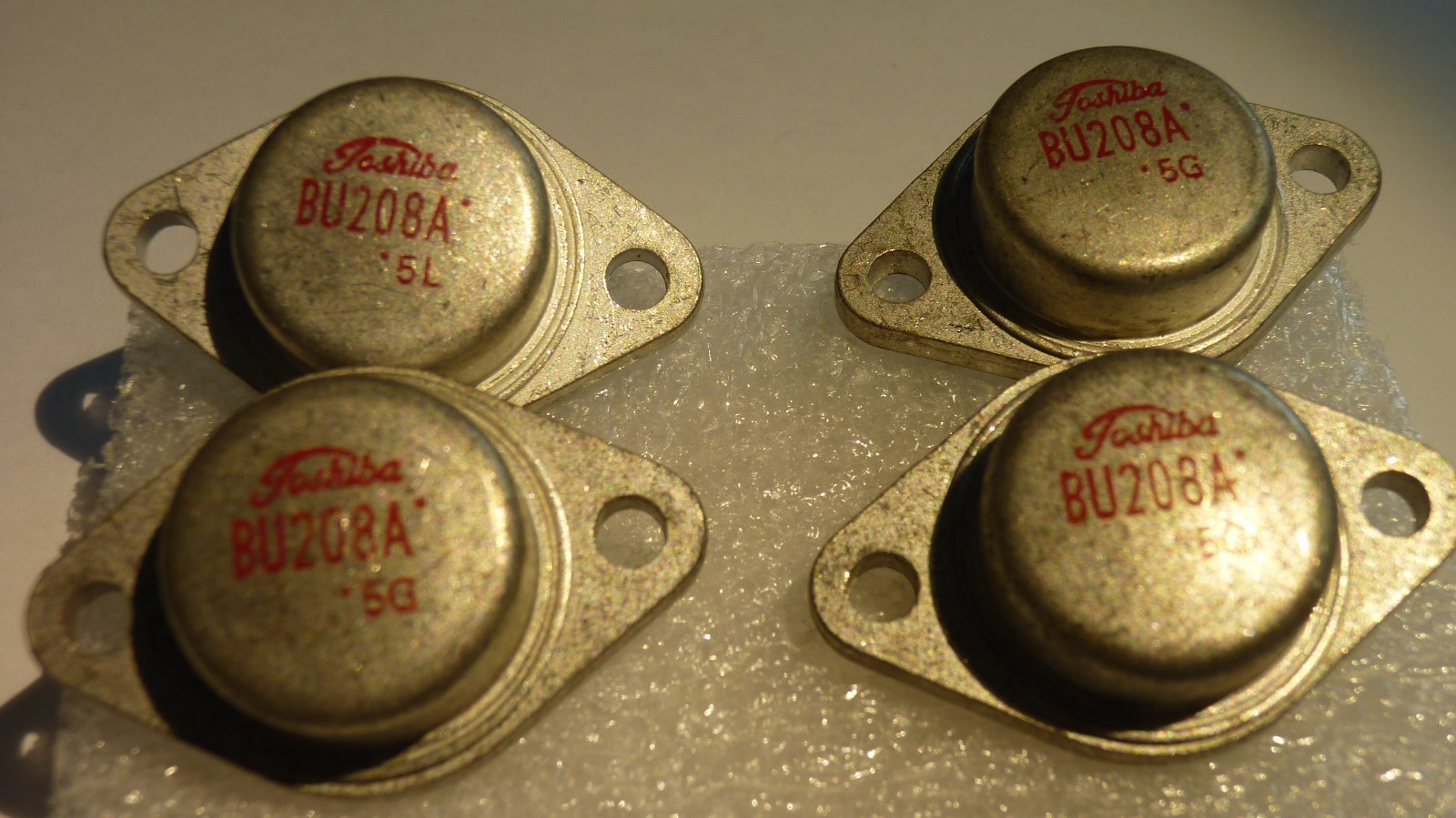 BU208A / TRANSISTOR /  TO3 CASE / TOSHIBA / 2 PIECES (qzty)