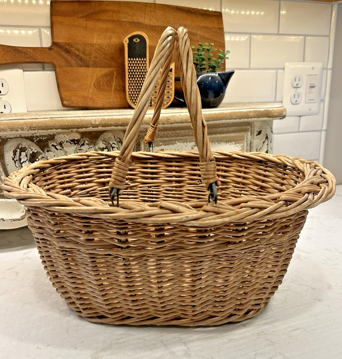 Vintage French Market Basket Hand Woven Rattan Wicker Metal Hinged Handles 15.5"