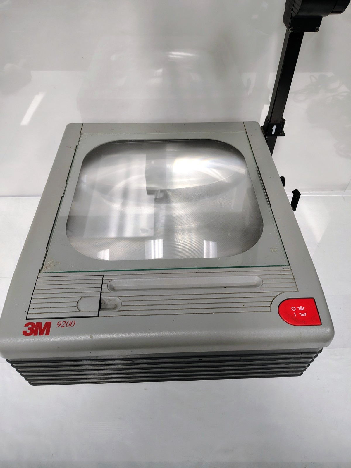 3M 9200 Overhead Projector Fully Functional - FAST FREE Shipping