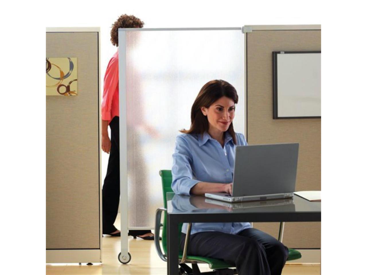 Quartet Premium Workstation Privacy Screen 38w x 64d Translucent Clear/Silver