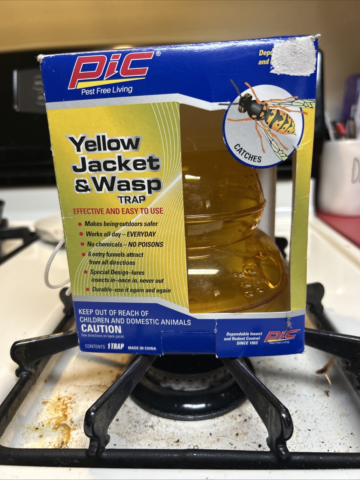PIC Yellow Jacket & Wasp Trap Effective and Easy to Use Reusable New
