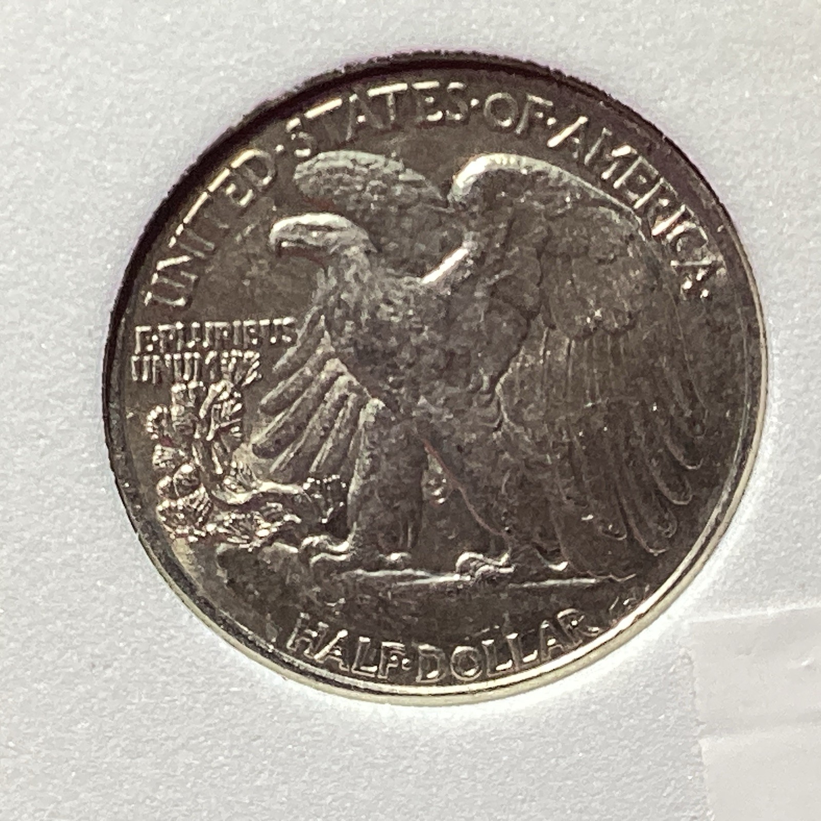 1943 WALKING LIBERTY 🗽 HALF 💰 UNCIRCULATED GRADABLE
