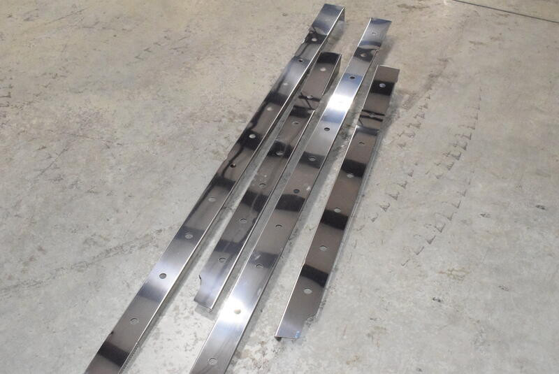 Chrome Accessories F3256 for Freightliner Cascadia (643-11130)