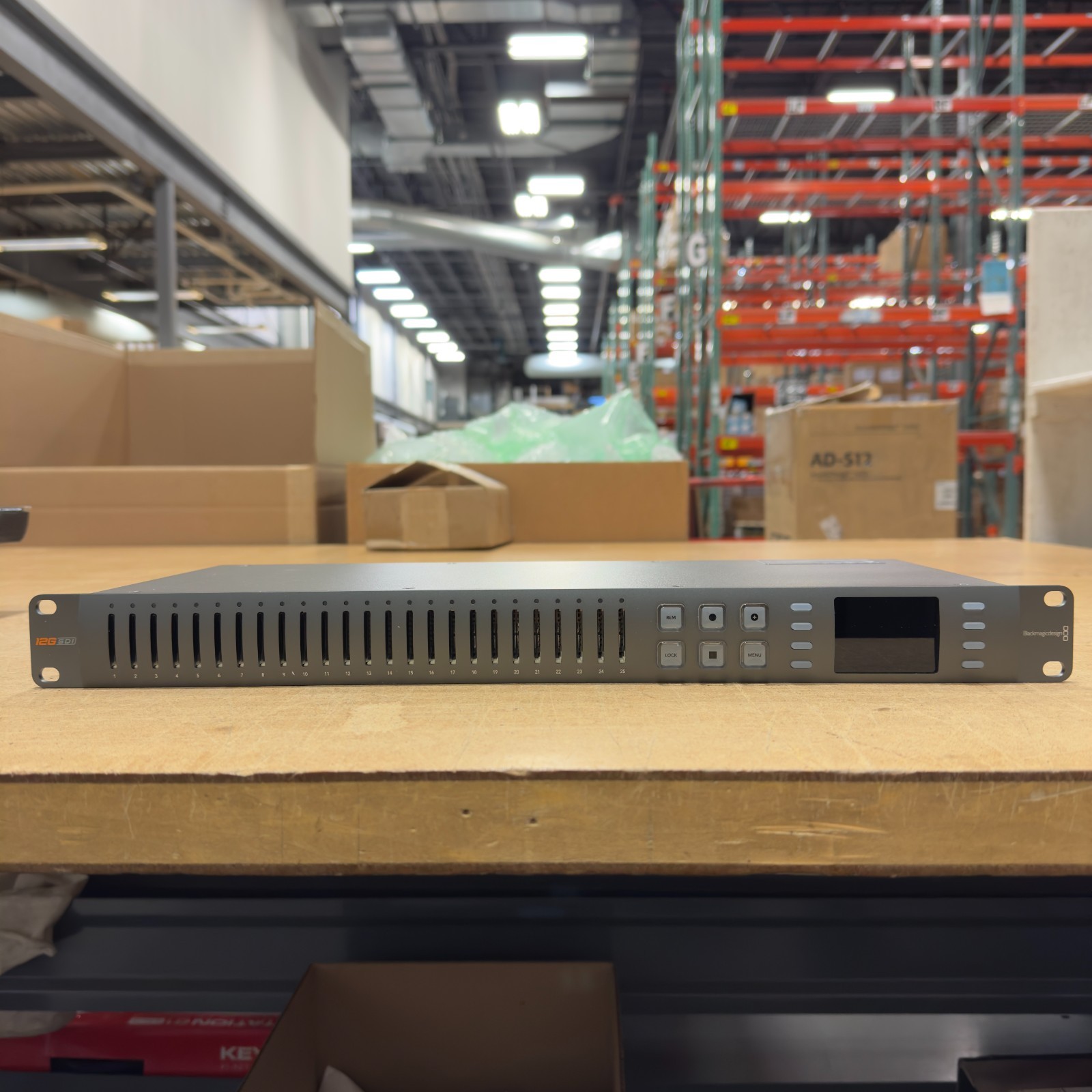 Blackmagic Design HYPERD/VDUP25-RST-01 25 Slot SD card 4K Duplicator / Encoder