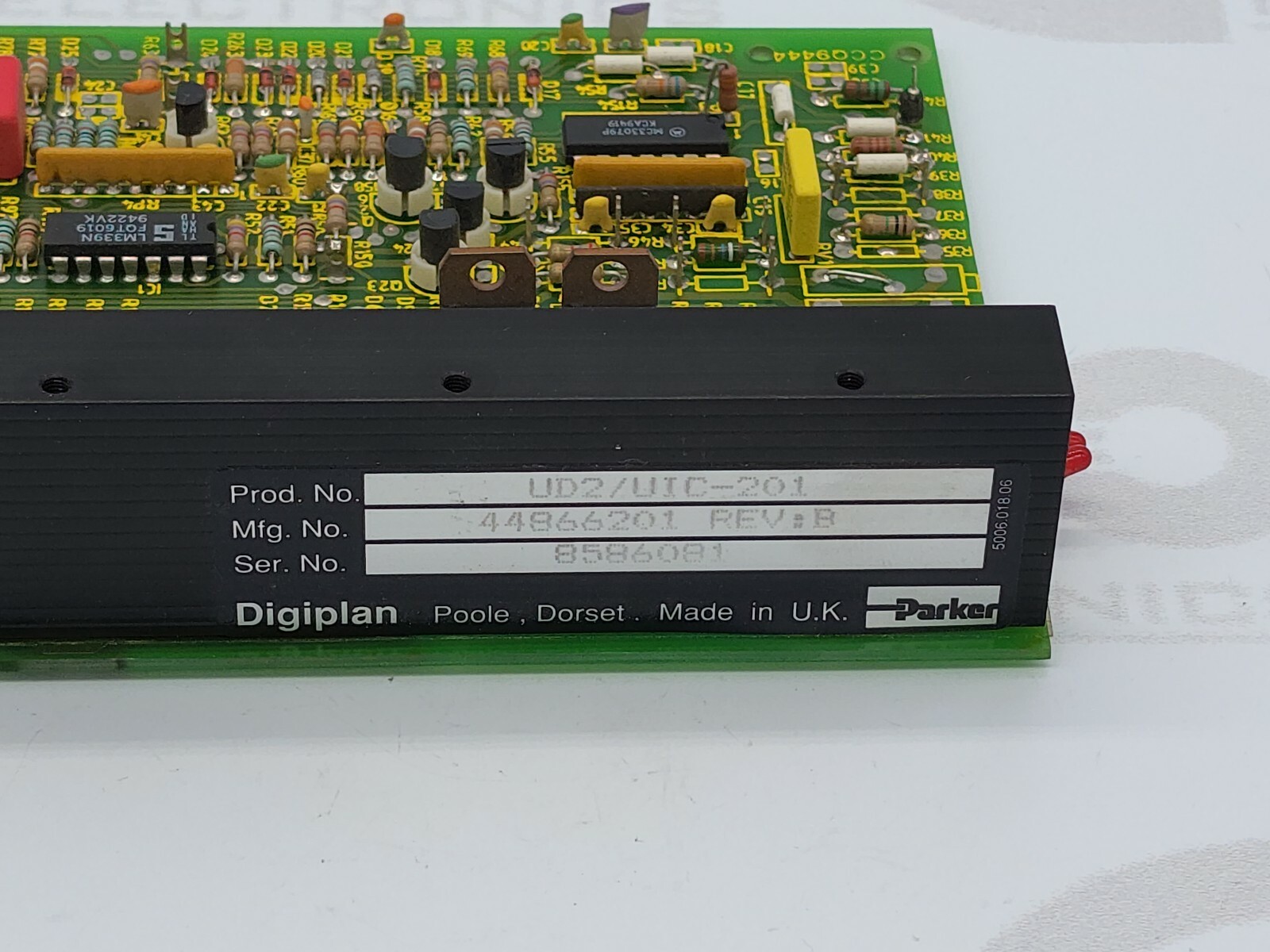 Universal Instruments XFR Transfer Amp 44866201