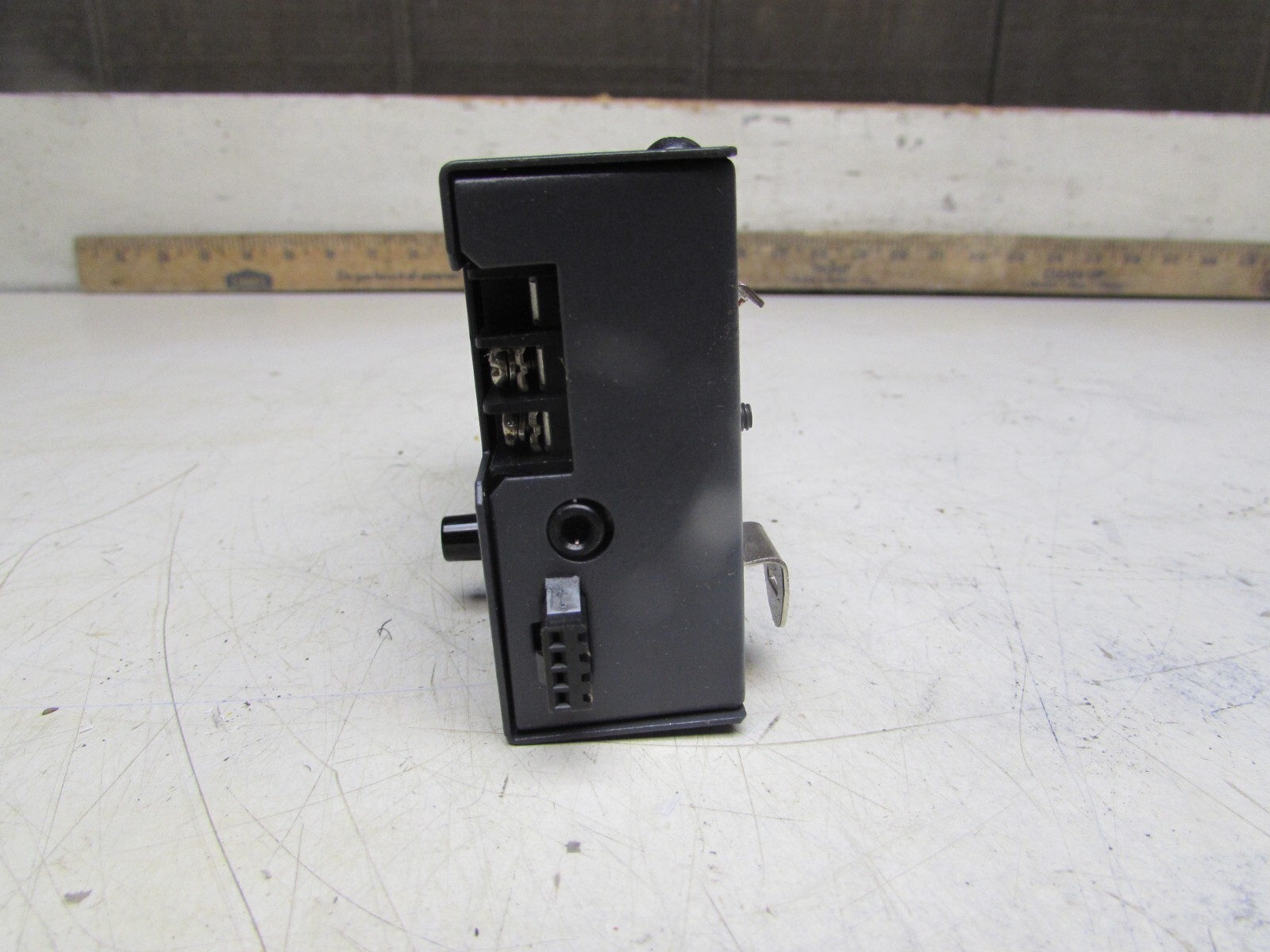 CCS STU-3000 STROBE UNIT, 12-24VDC, NICE TAKEOUT! MAKE OFFER!