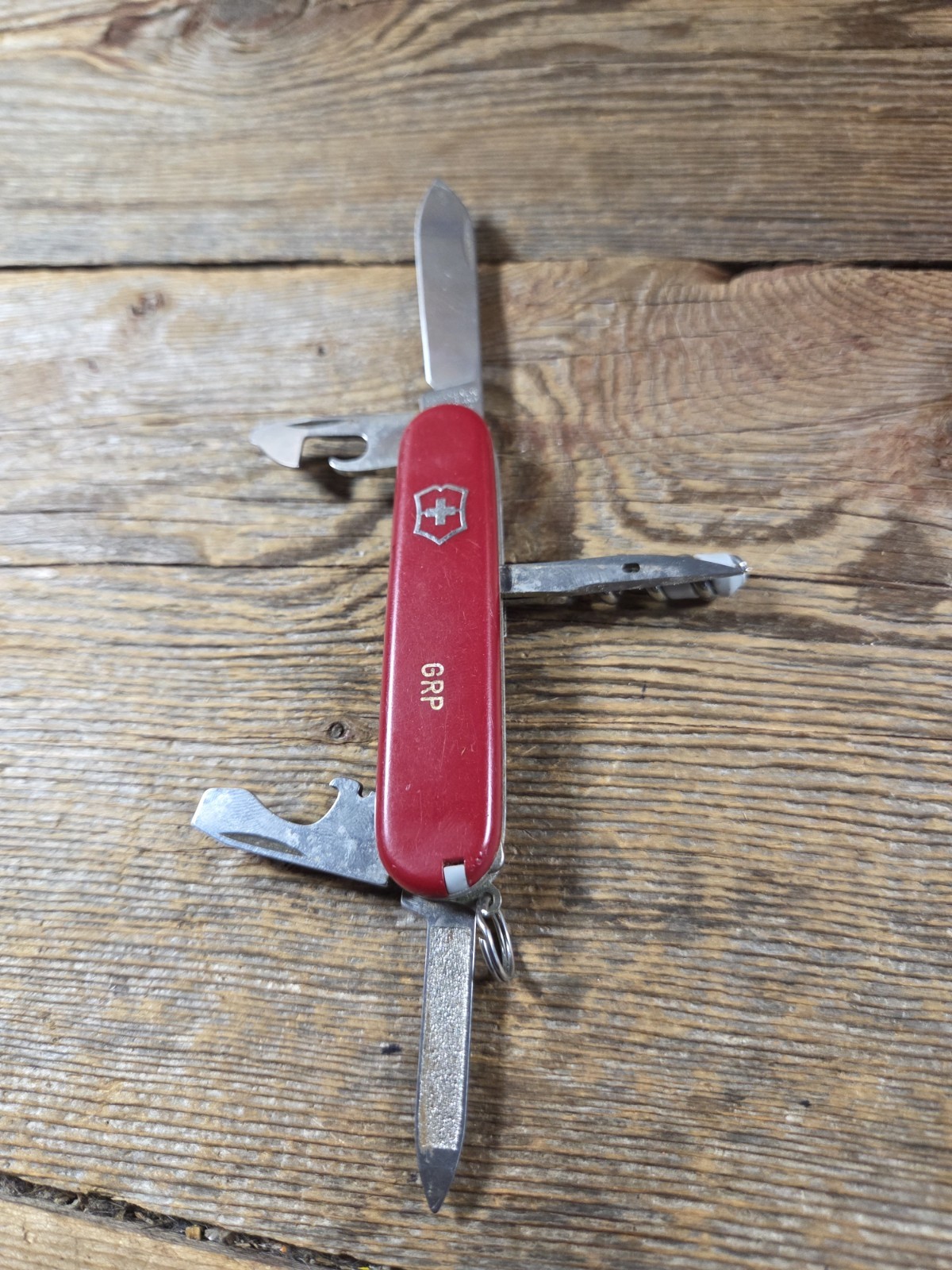 Victorinox Woodsmen Officier Suisse Swiss Army Knife Red