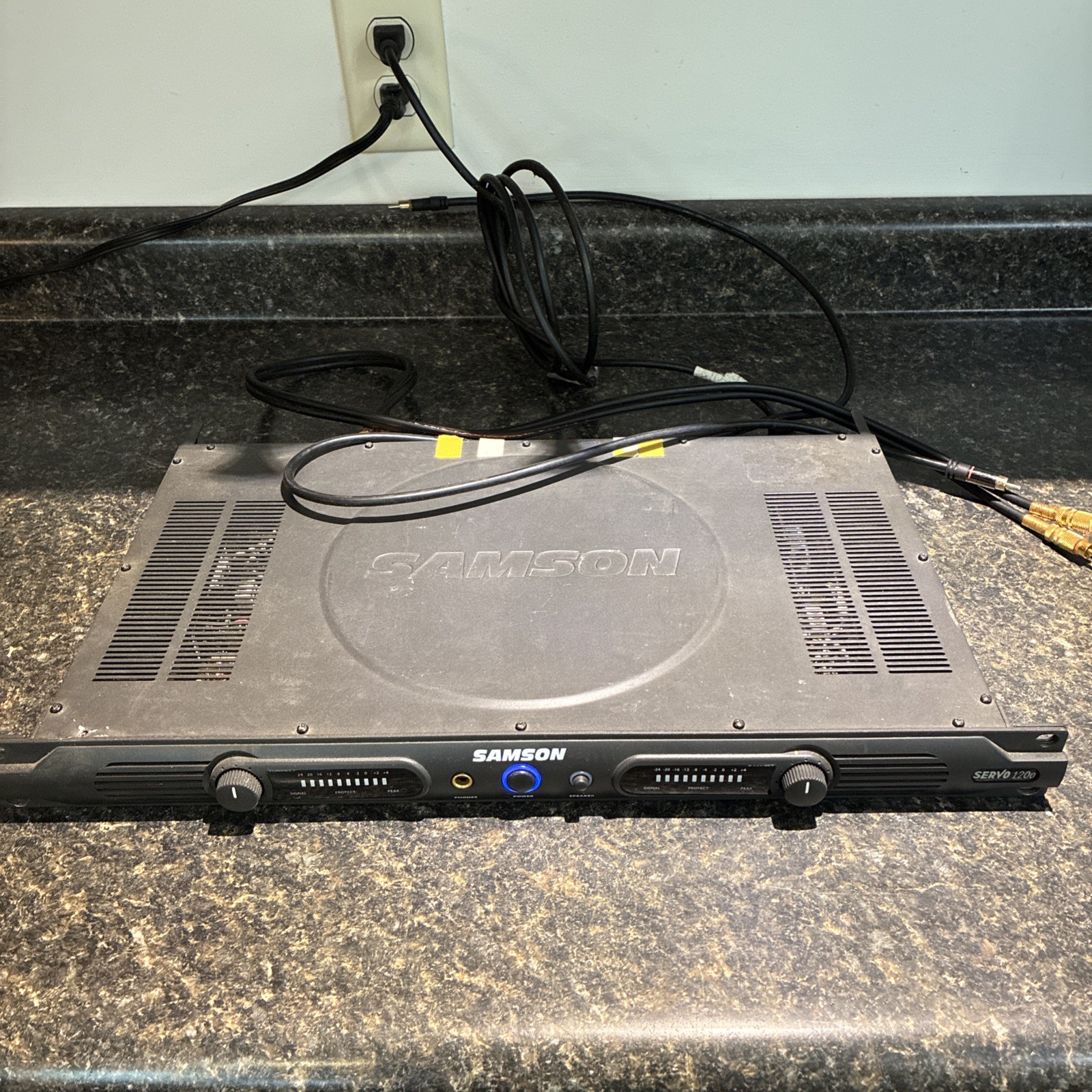 Samson Servo 120a Power Amplifier