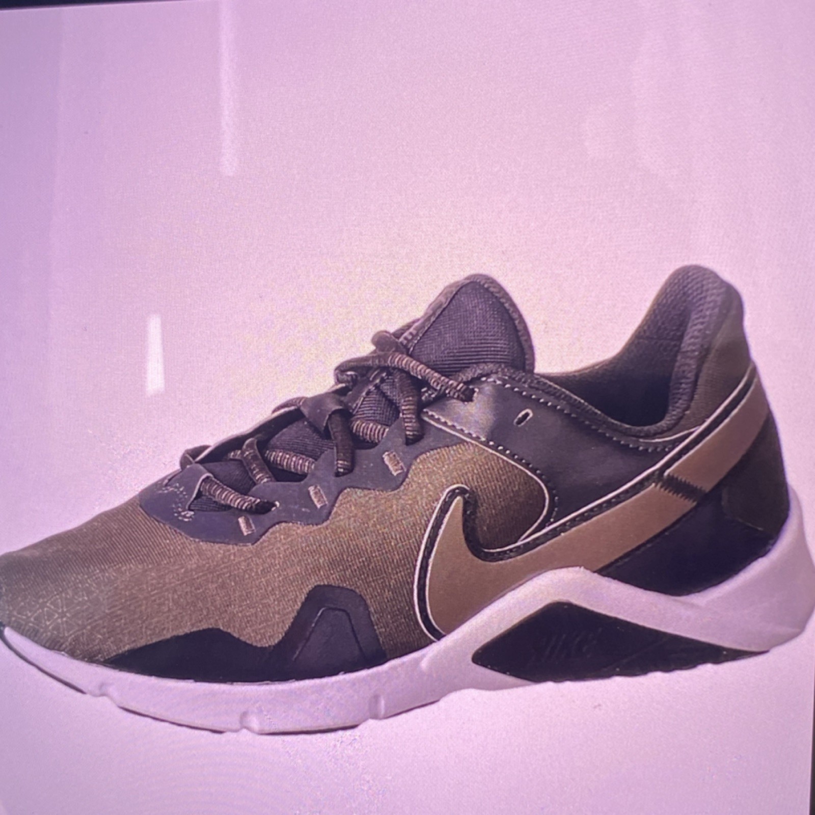 Nike Legend Essential 2 Men’s Trainers Size 13 Cargo Khaki Olive Grey Brand New