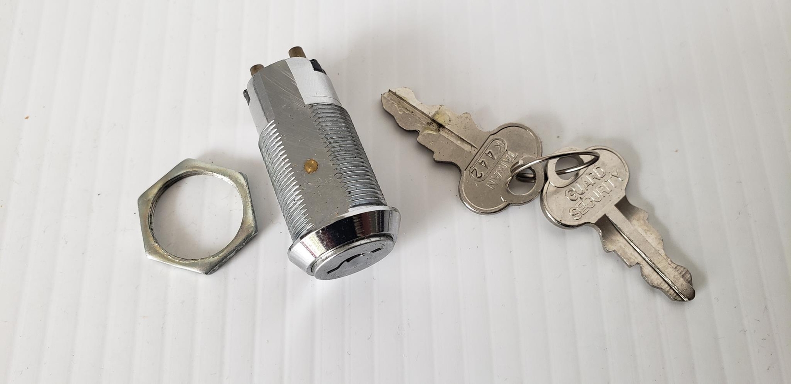 4 Momentary Switch Locks W/ Keys Spring Return Garage Alarm Keyed Alike