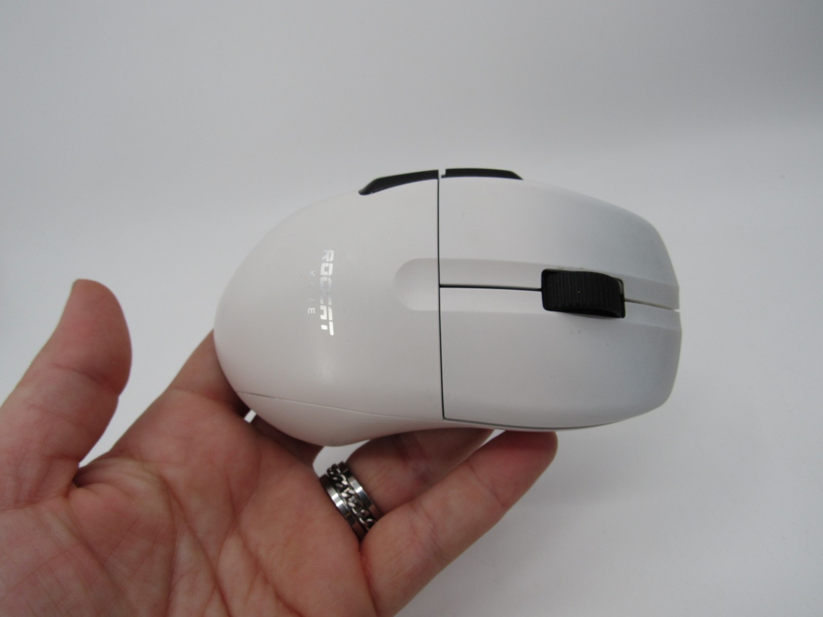 ROCCAT Kone Pro Air Wireless Bluetooth Gaming Mouse 5-Button White Read