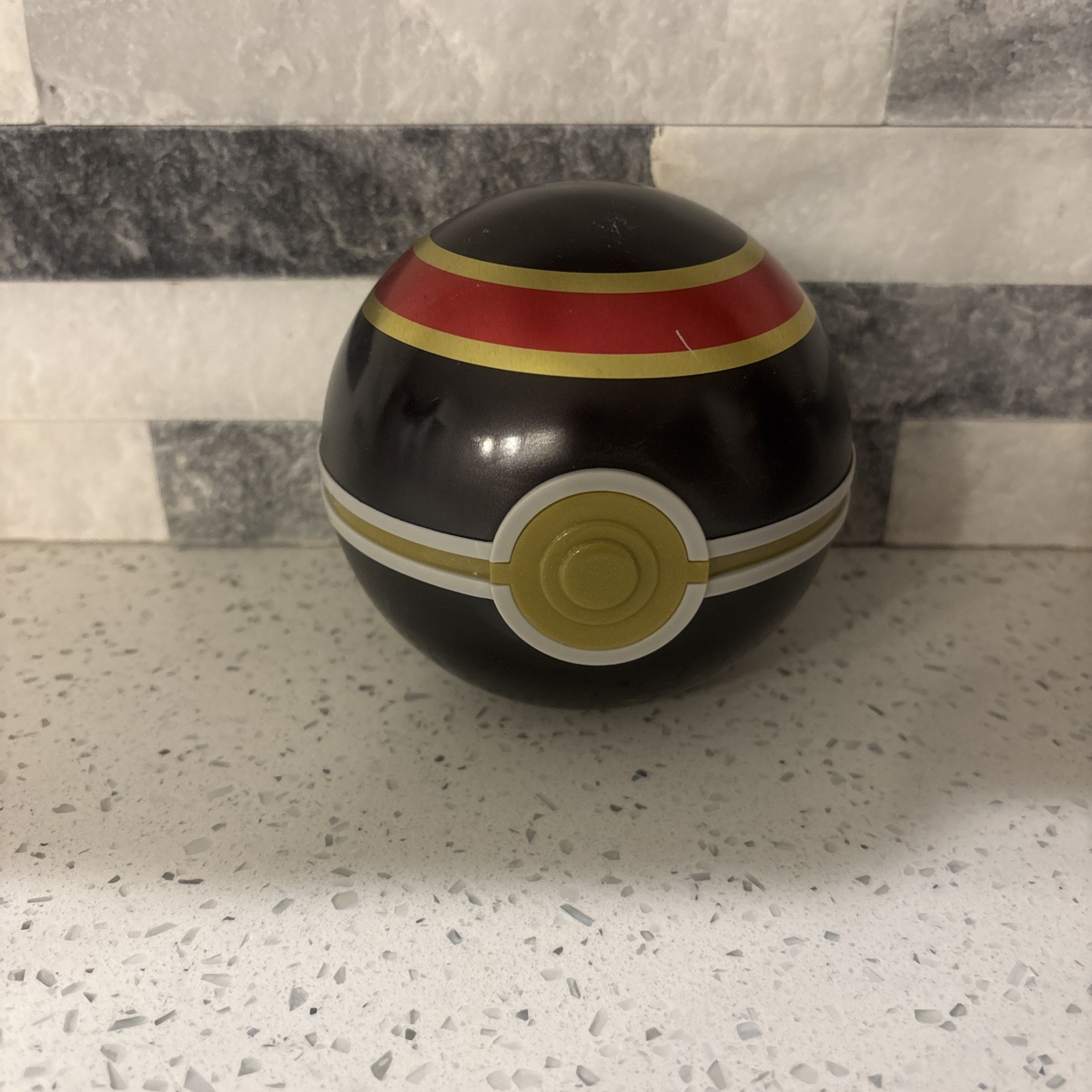 Pokémon TCG Luxury Ball Pokeball Tin EMPTY for Display Storage & Cosplay Costume