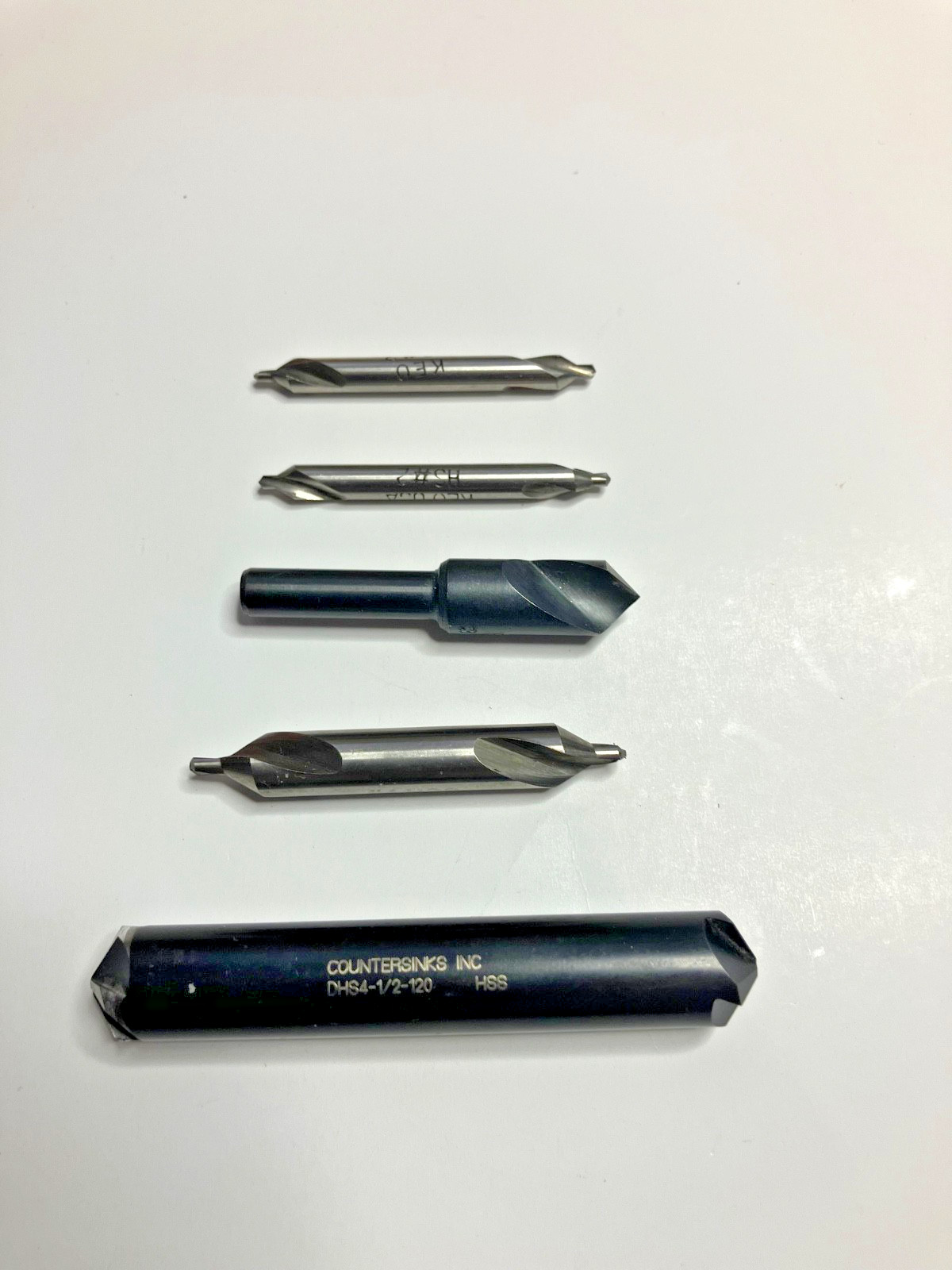 Used Countersink/center drill lot. 1 @ 1/2" x 120deg./3/8" x 90Deg. & #2 / #4C.D