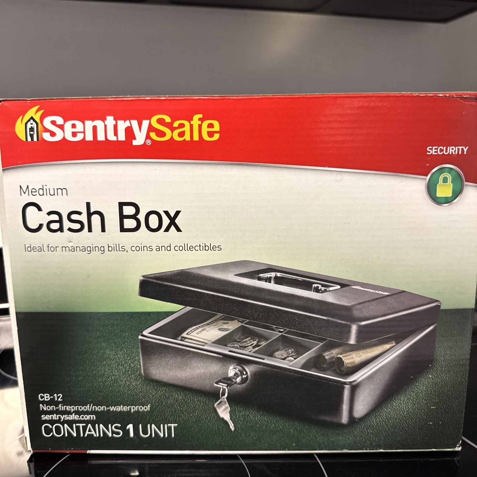 SentrySafe Cash Box with Money Tray & Key Lock Box CB-12, Black, Never Used EUC