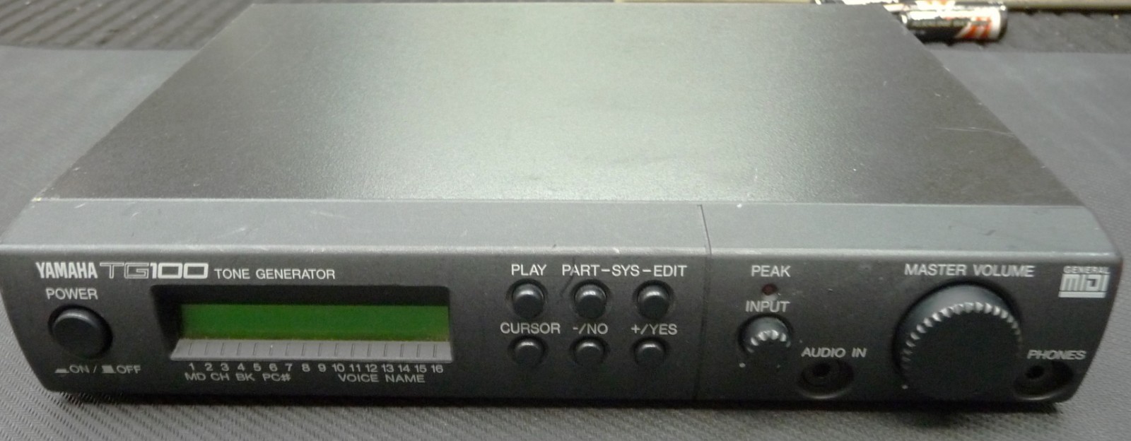 Yamaha TG100 Tone Generator W/power Supply Tested Working. Made in Japan.