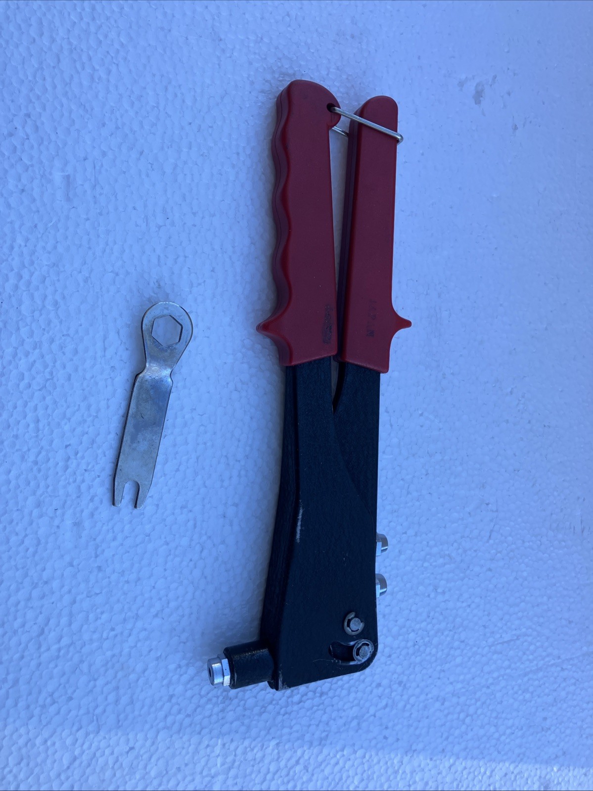 Swingline Rivet Tool CT-2 Great Condition - Includes Original Packaging