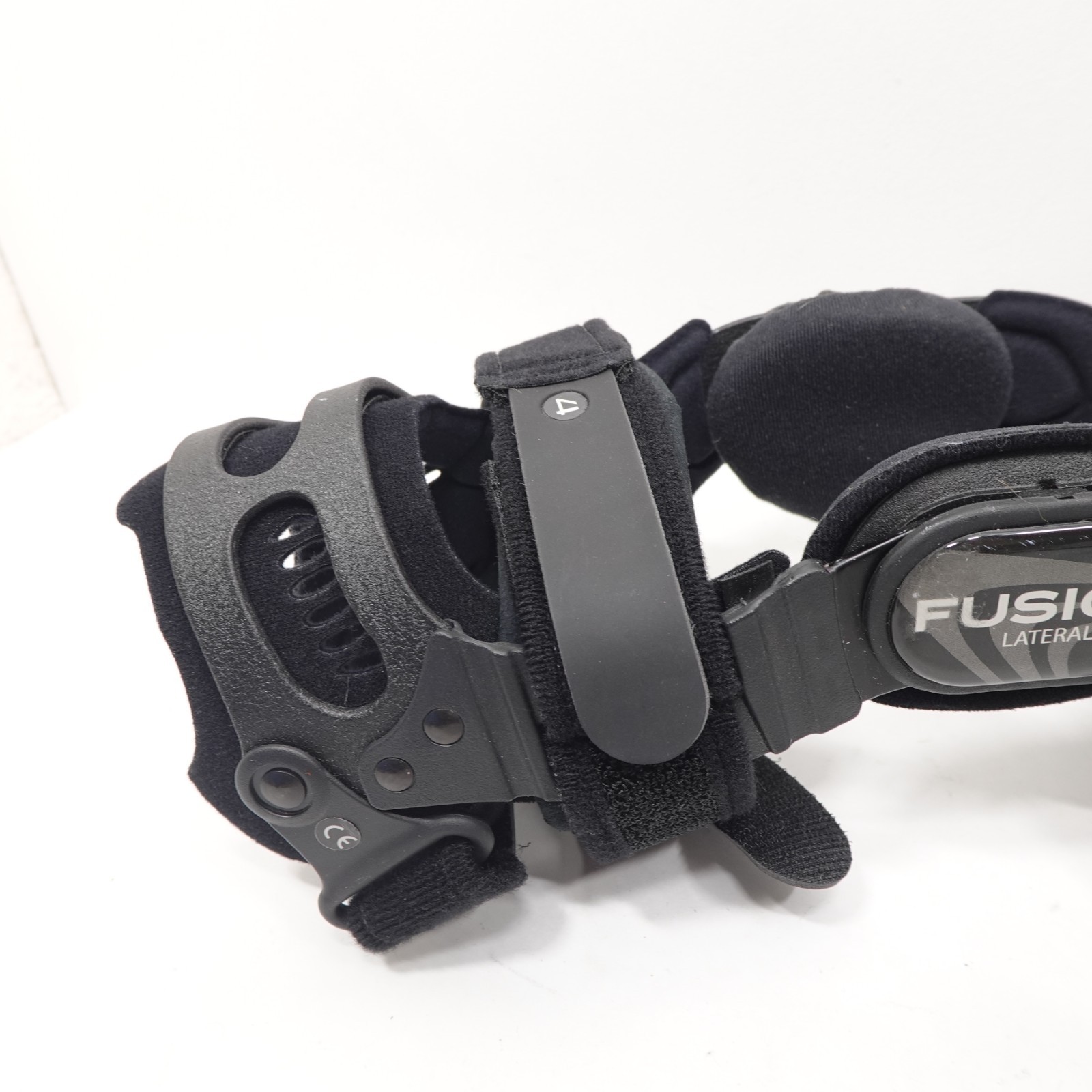 Bregg Fusion Lateral OA PLUS Size Small Left Leg Brace Great Shape