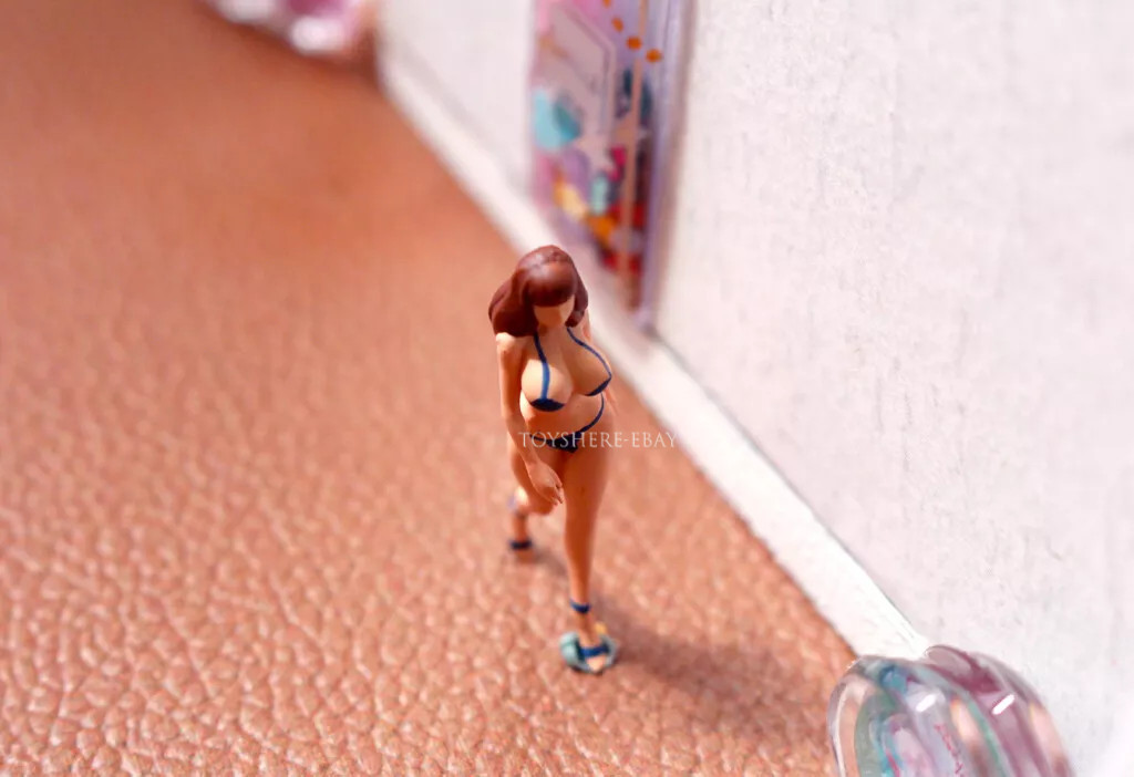 3D print 1/64 people Sexy girl Bikini fit 1:64 car mini street diorama