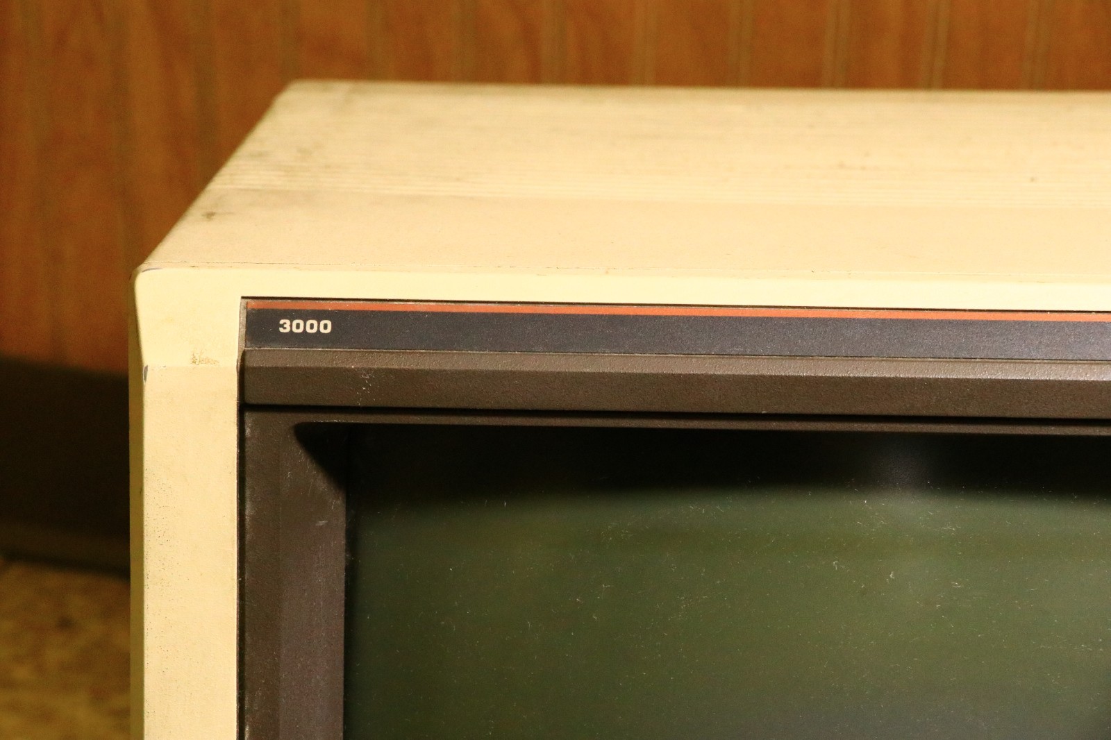 Philips 3000 Computer System Type M3004 VDU Dual Drives as-is Powers On