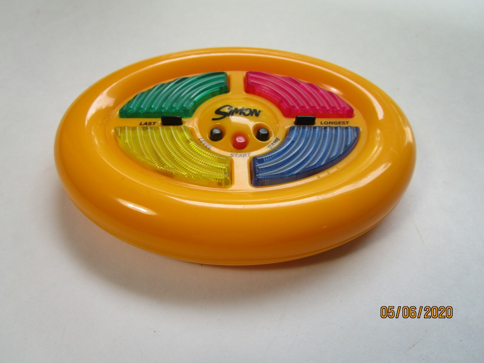 Simon Electric Hand Held Memory Game