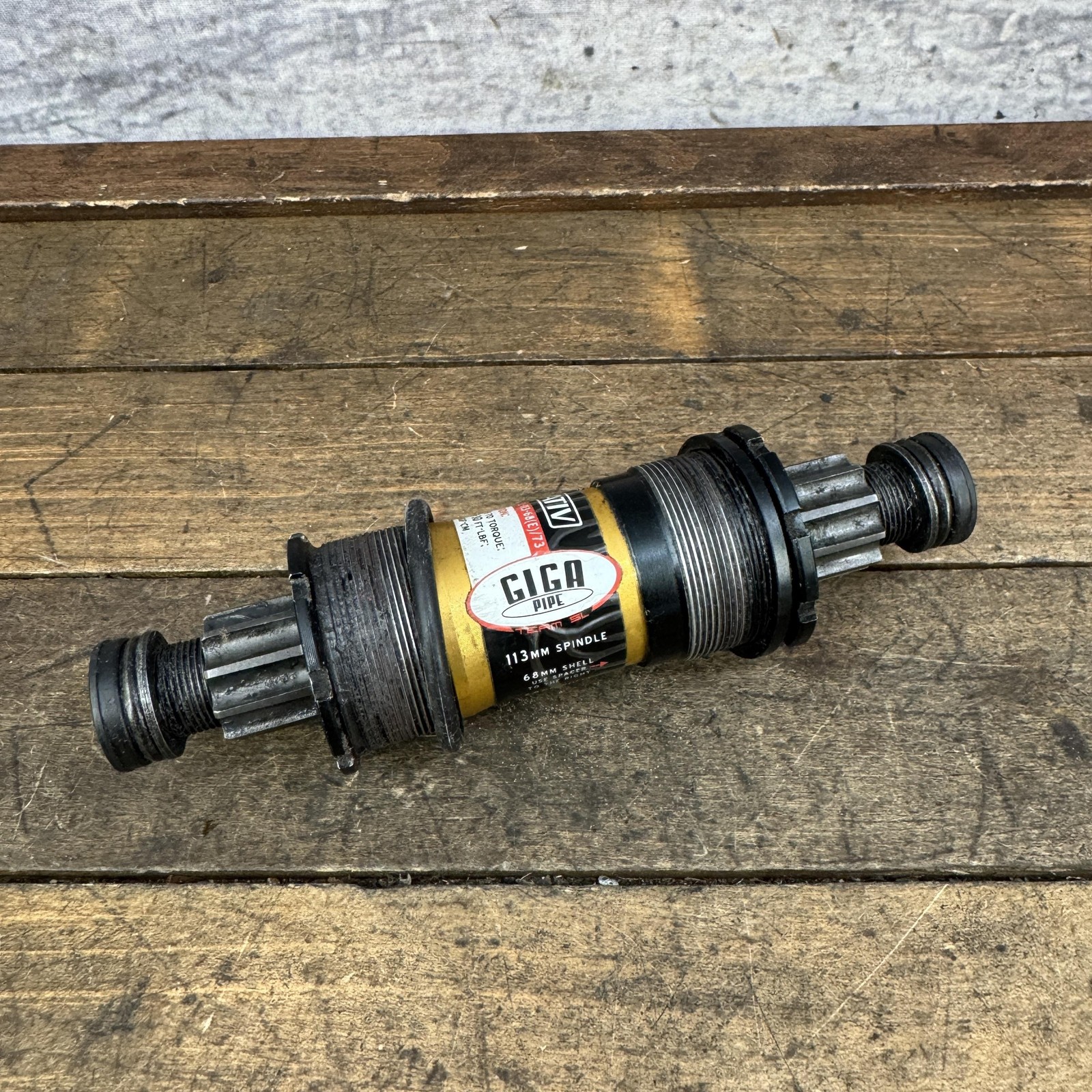 Vintage Truvativ Giga Pipe Team SL Bottom Bracket 68/73mm 113mm ISIS BSA Spline