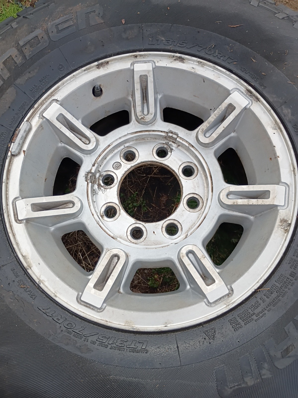 OEM Hummer H2 17" Wheel 8x165.1 Silverado 2500 HD 8 Lug Factory Rim