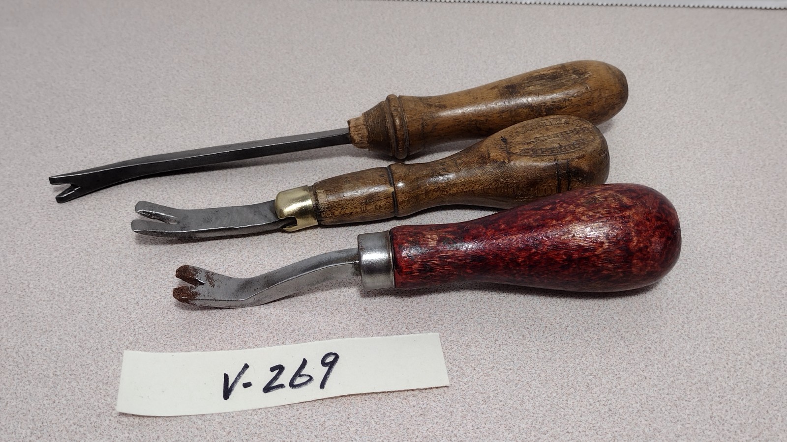 Lot of 3 Vintage Wood Handled Tack/Nail Pullers (Lot v269)